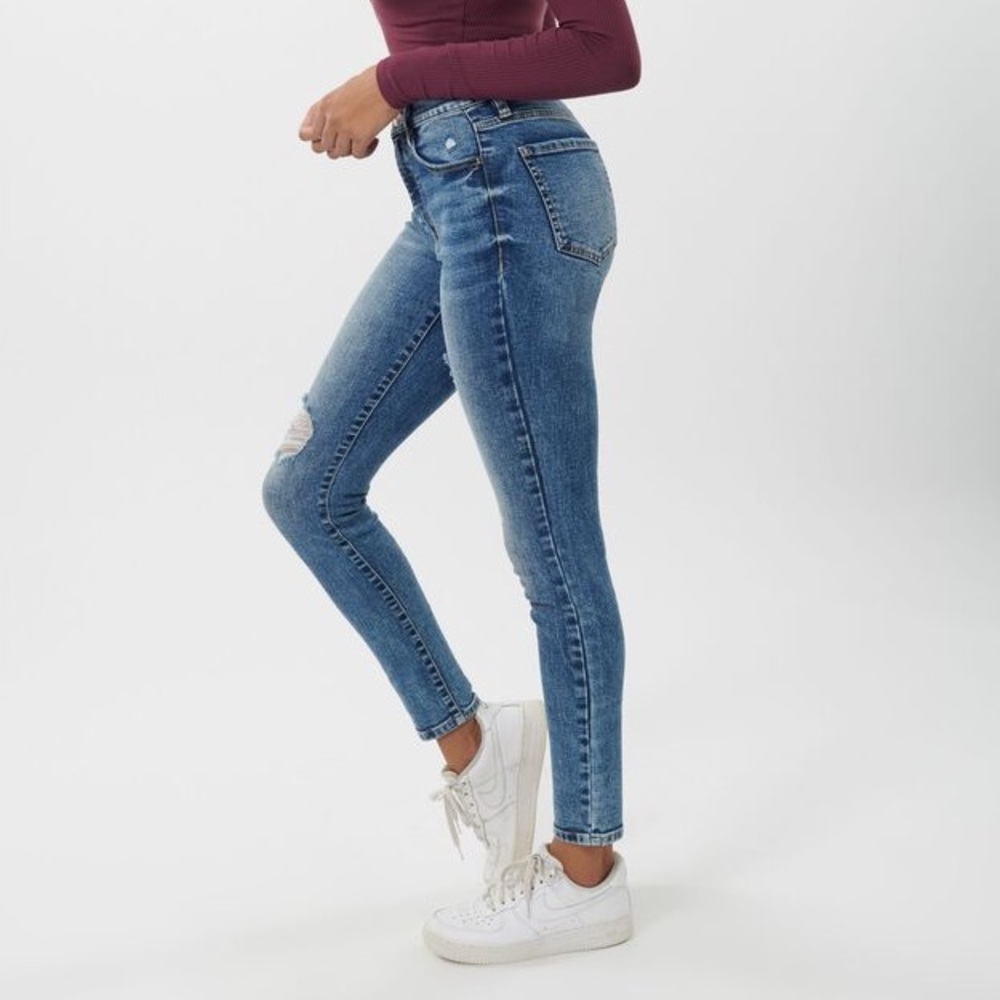 GARAGE Blue High Rise Jeans Ripped at the Knees